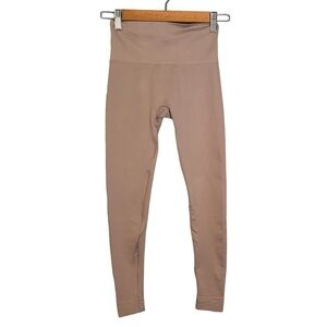 Set Active Women's Lavender Ribbed Cropped Workout Leggings Size XS/Small